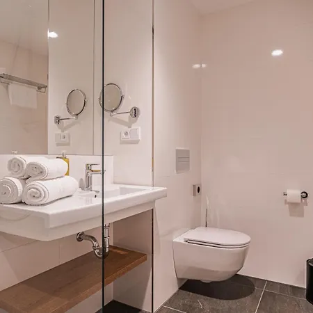 Otel Ea Congress Aldis 4*